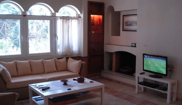 Amazing Luxury Villa with Private Pool and Kid-pool in North Attica