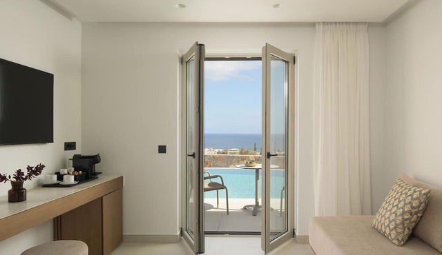 Galaxy Suites Boutique Resort