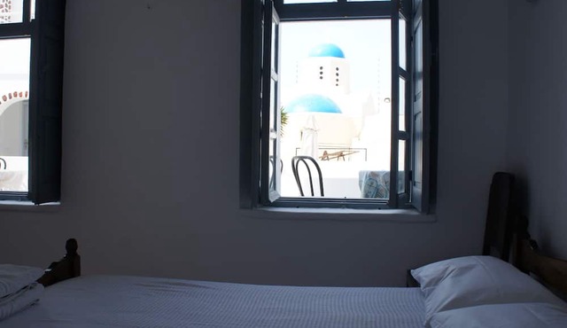 Marcos Rooms in Santorini