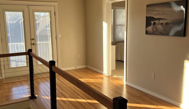 Luxury Creekside Estate for extended stay in South Salem in Salem