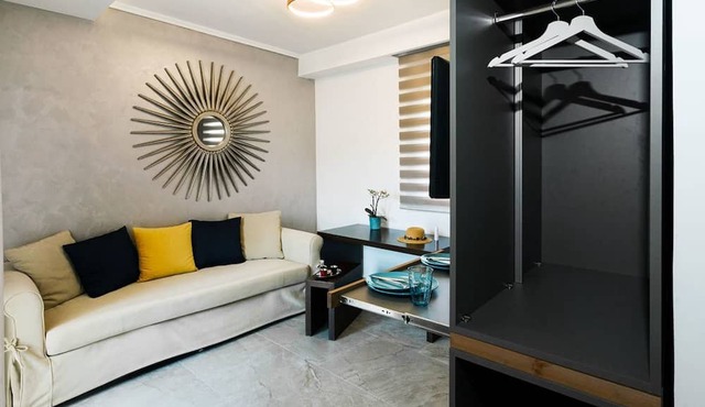 in Pallini mit Eigenem Balkon by Interhome