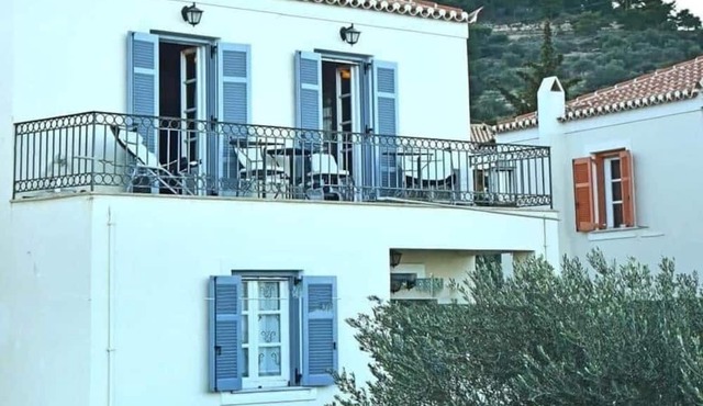 Casa di Spetses - Luxury villa accommodation