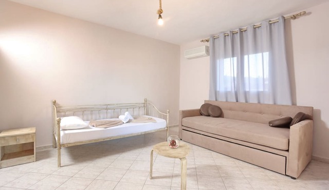 Summer Dream Hotel
