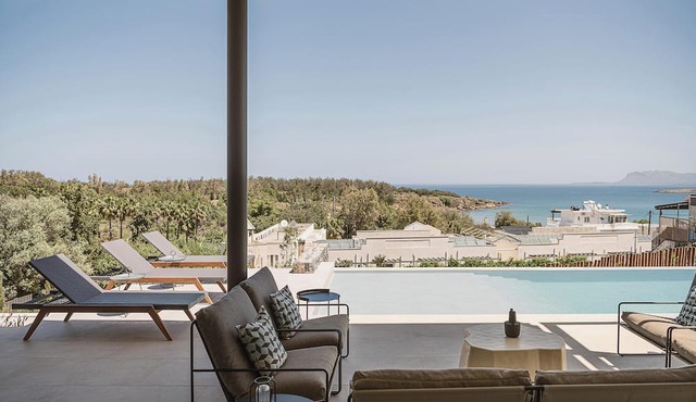 Eleven Sundays Retreat | Beach Escape by etouri