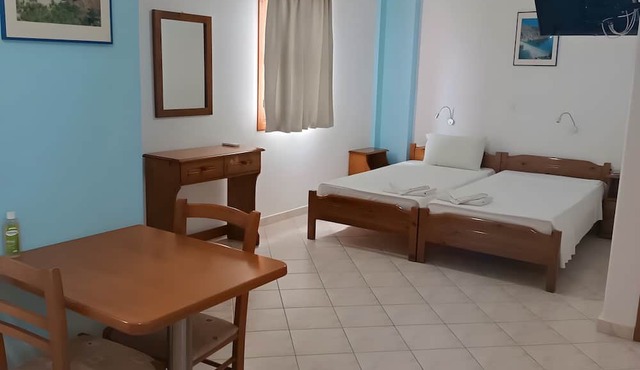 Apartment 'Studio 3' with Mountain View, Wi-Fi and Air Conditioning