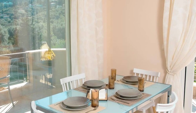OLIA APARTMENTS LYGIA