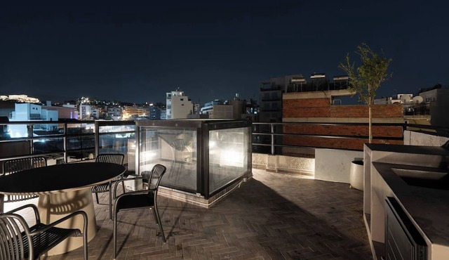 1BR Boutique Apt Acropolis Rooftop view