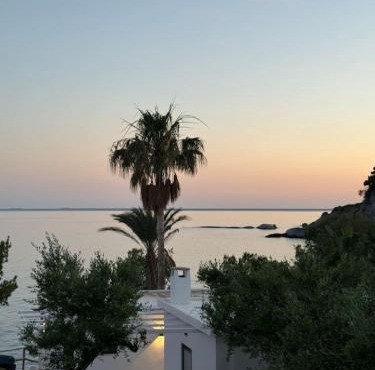 Aigialos Villas with Private Beach by Hospi Living