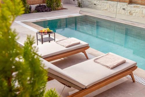 Villa Anassa40 next to Limanakia & Sarantari beach