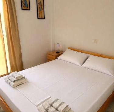 Pelekanos Apartment
