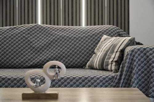 Minimal Stay House