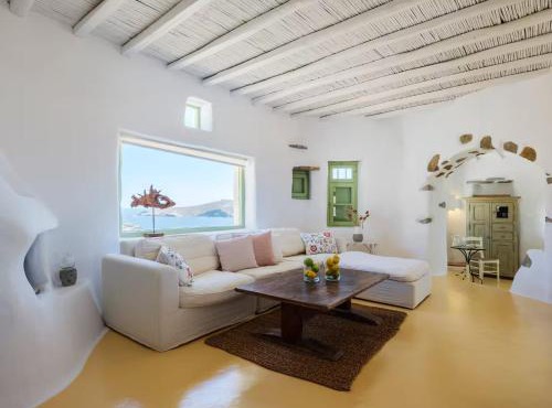 Vinara Cycladic Villa
