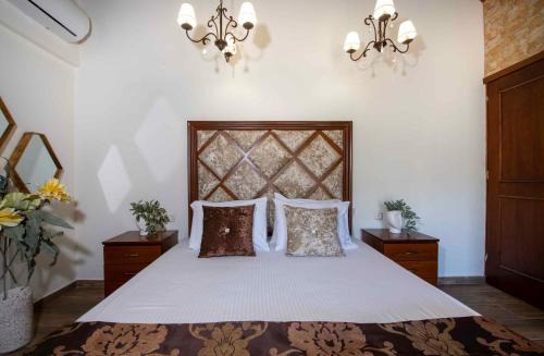 Geroulios Kastro Villas - 'Heated' Pools & Seaview