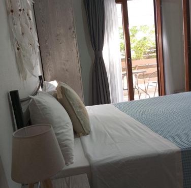 Almira - rooms to let
