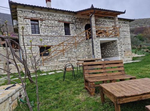 Villa Shpiragu Village Experience in Berat