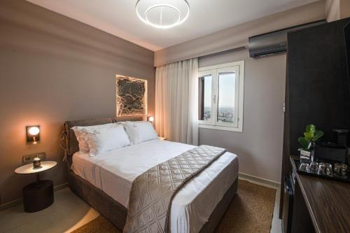 Acropoleos Suites
