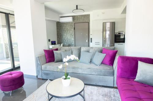 Iris Penthouse - Luxury Acropolis View and Jacuzzi